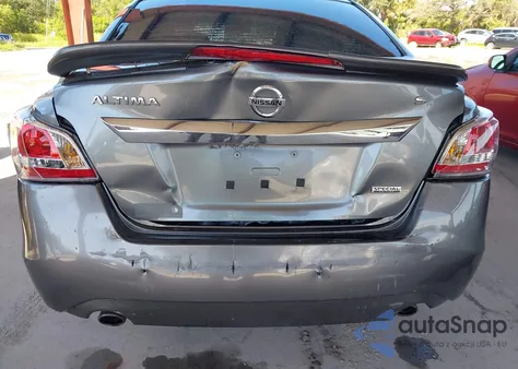 2015 Nissan Altima 2.5 S из США, поврежденный, VIN 1N4AL3AP0FC587614